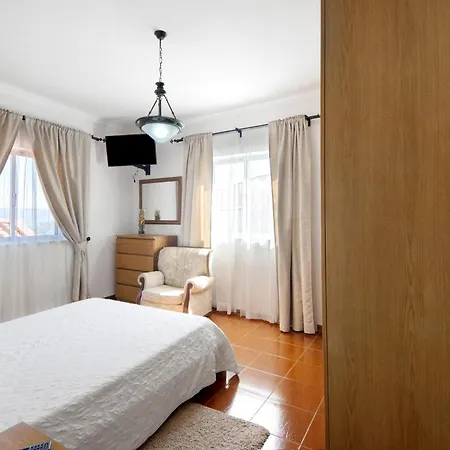 Casa Da Jesus Holiday home Provesende